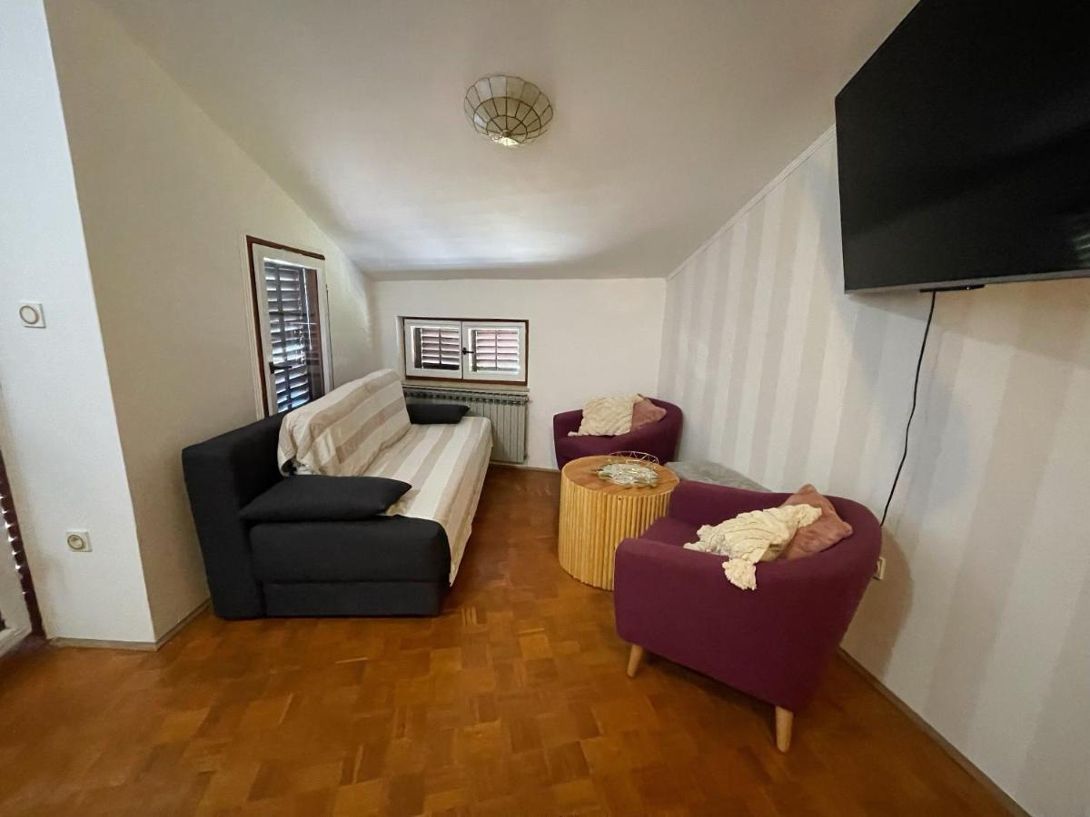 Apartment Zora In The Center Of Crikvenica Exterior photo